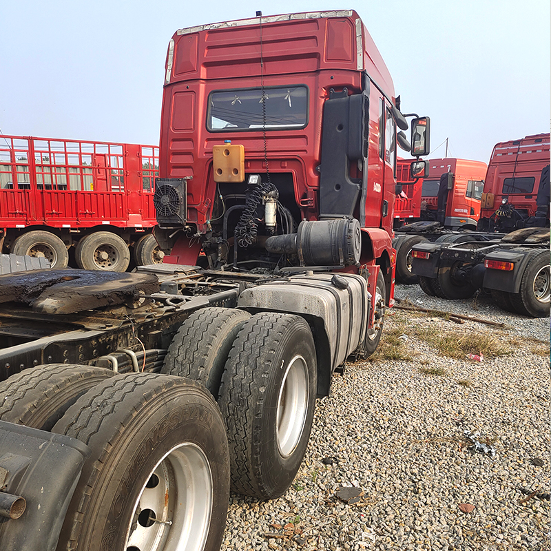 Used Shacman M3000 6X4 Tractor Truck CNGLNG
