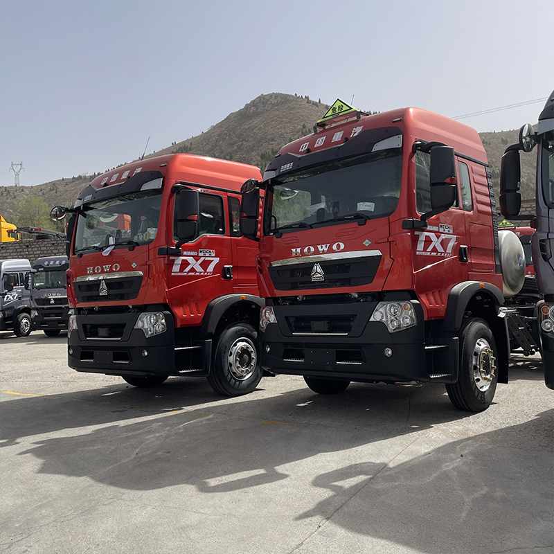 HOWO TX7 Heavy truck 480hp 6X4 LNG tractor