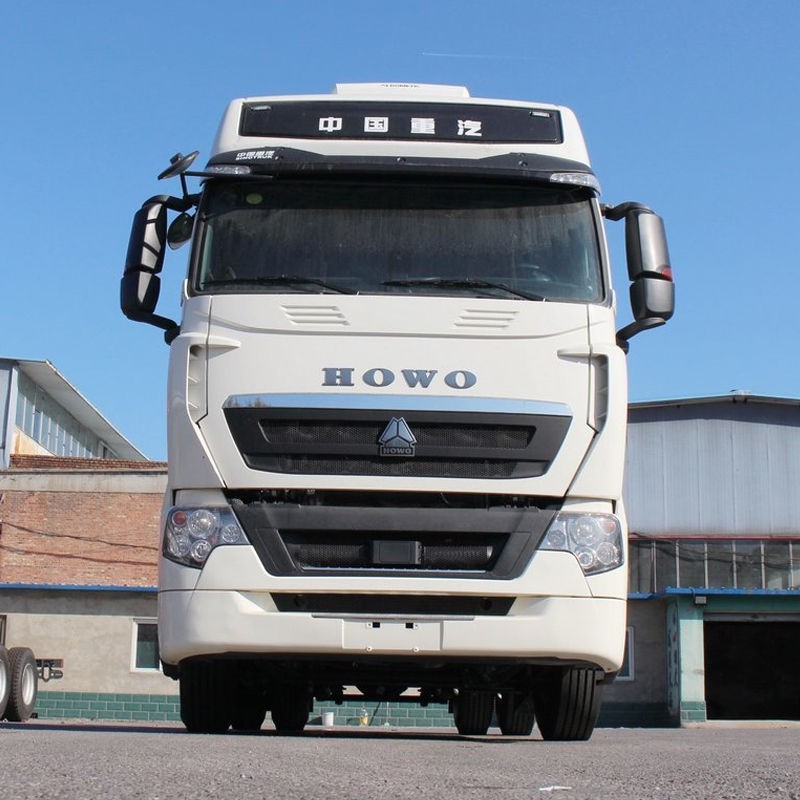 Used HOWO T7h 4X2 500 HP Tractor Truck