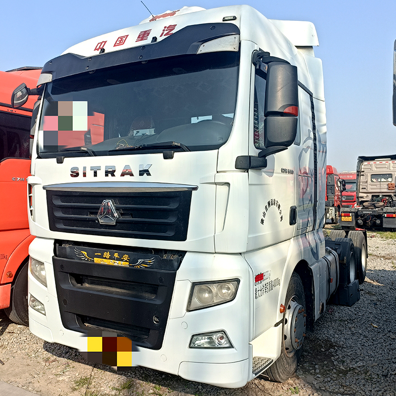 Used Sinotruk C7H heavy truck 540 HP 6X4 Automatic Tractor for Sale