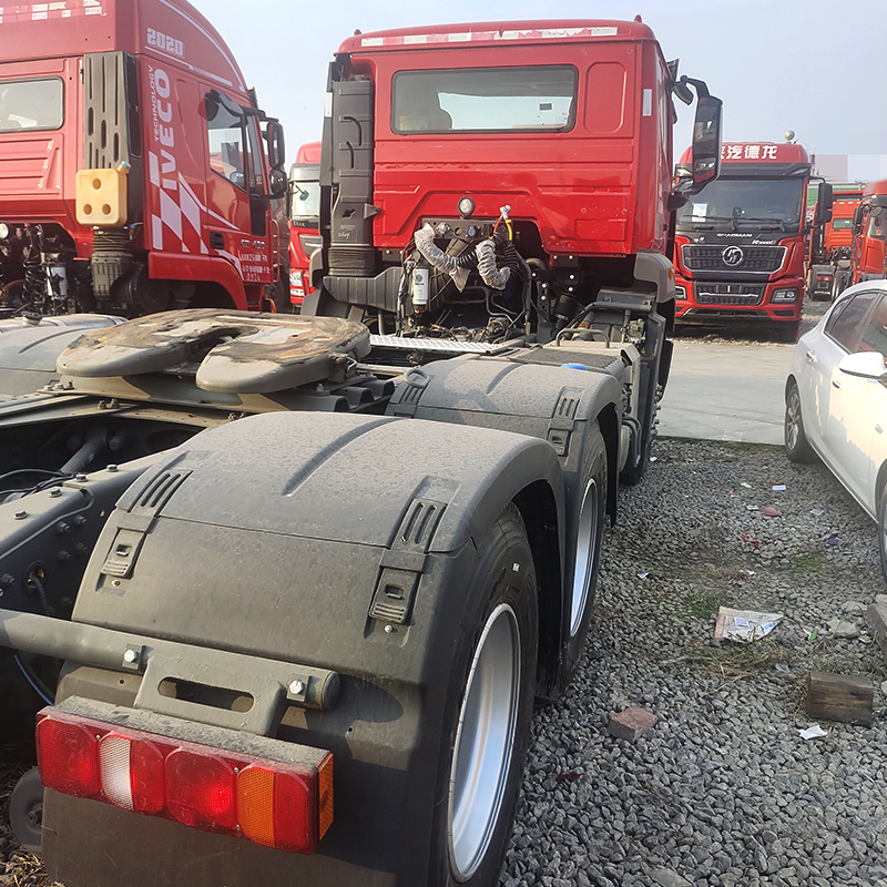 Howo N7W heavy truck 460 HP 6X4 tractor