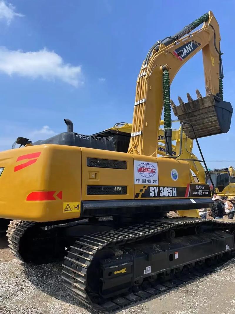 Good condition used tracked excavator