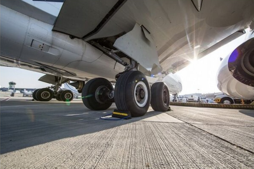 Aircraft & Mining Scale