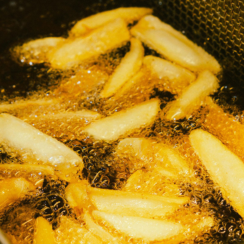 	Silica For Treatment of Edible Frying Oil