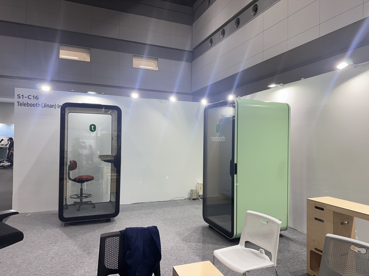 Telebooth office pod Debuts at ORGATEC TOKYO
