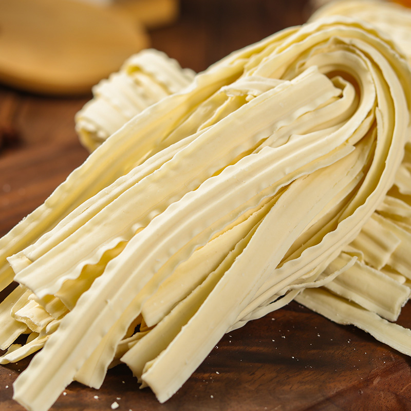 Authentic Chinese Daoxiao Sliced Noodles, Semi-Fresh Wide Wheat Pasta, Versatile for Breakfast & Restaurant Cooking