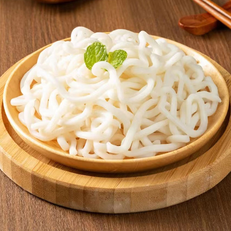 Chewy Smooth Japanese Style Udon Noodles, No Long Boil Semi-Fresh Noodles for Sukiyaki & Oden Dishes