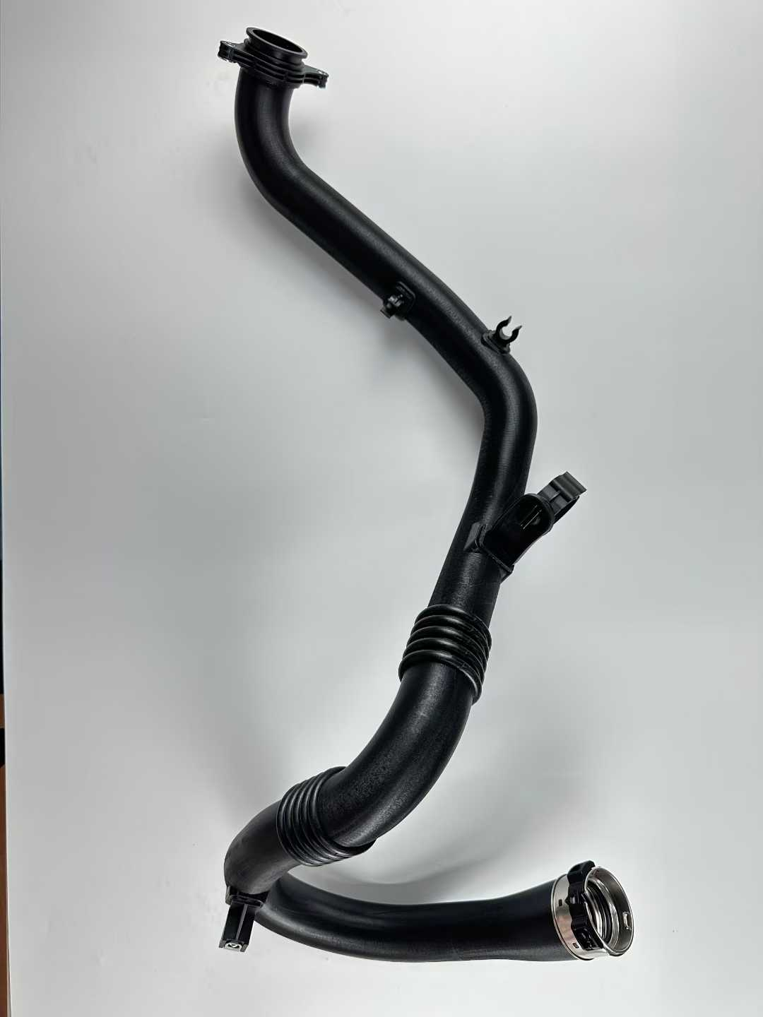Vauxhall CORSA E 1.3 CDTI Diesel 2015-18
Intercooler Pipe Hose GM 13403239
1302292 VRB 315805007 Vauxhall CORSA E 1.3 CDTI Diesel 2015-18
Intercooler Pipe Hose GM 13403239
1302292 VRB 315805007