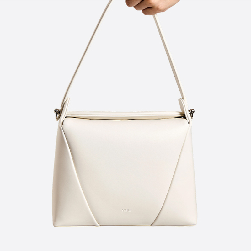 Occasional shoulder bag