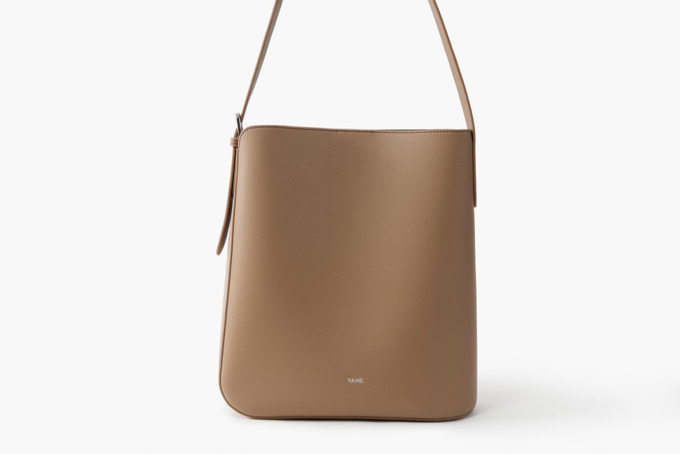 Litchi pattern / Large capacity water bucket bag