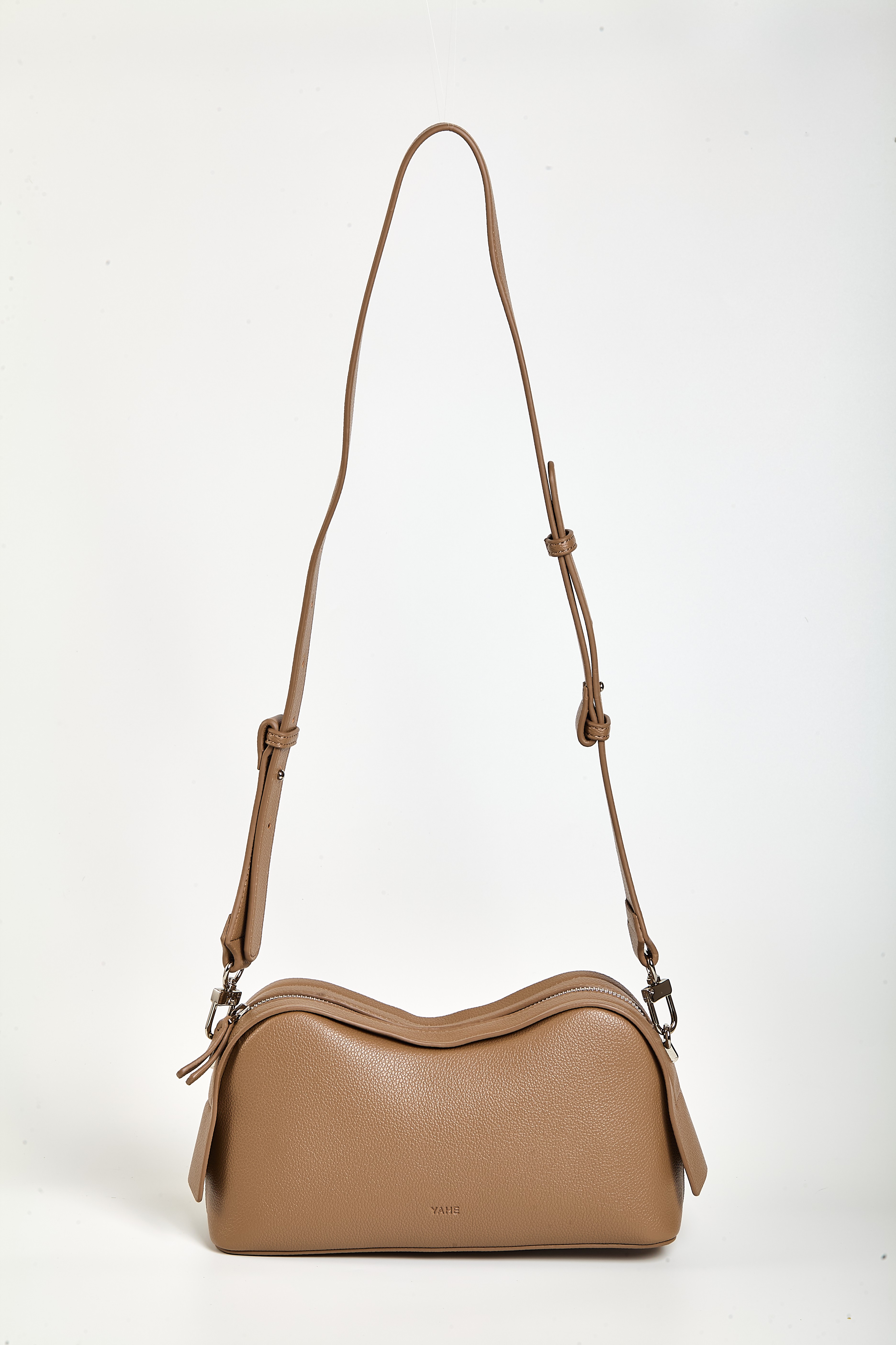 Litchi Grain / Gummy Pillow Bag