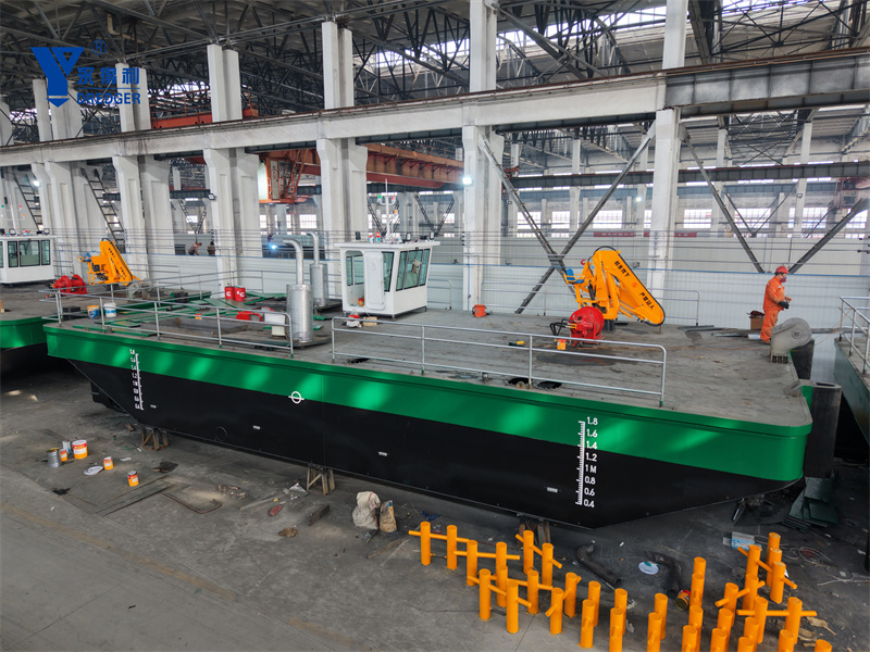 Service Boat