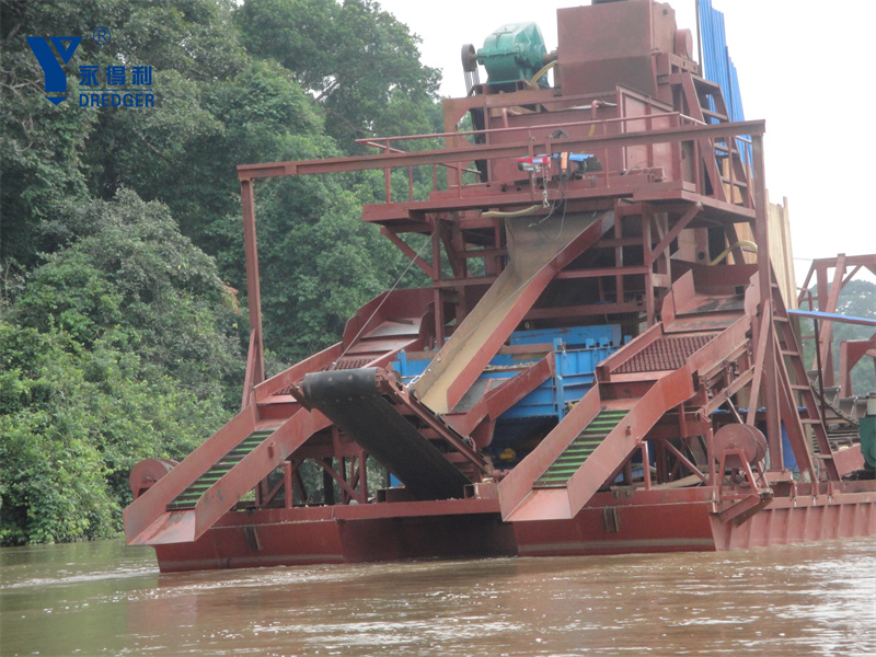 Bucket Chain Gold Diamond Dredger