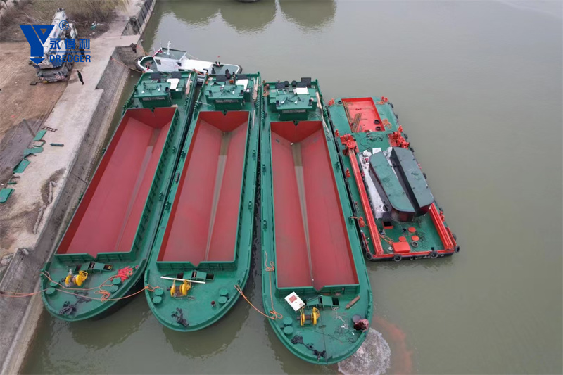 Split Hopper Barge