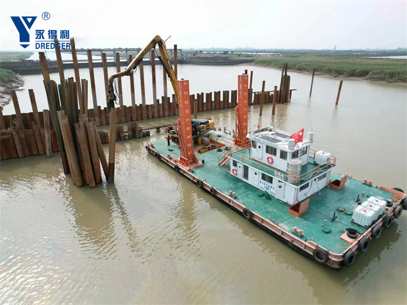 Backhoe Dredger