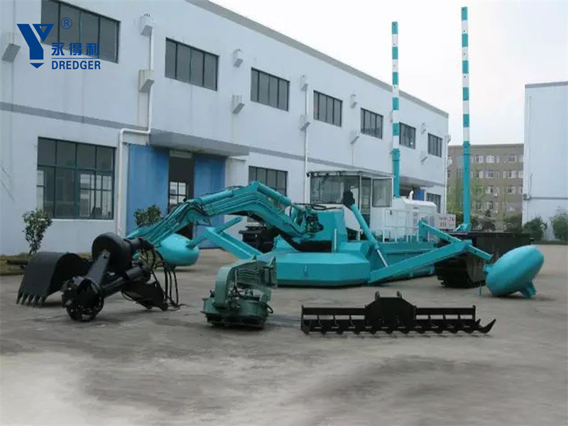 Amphibious Multifunctional Dredger