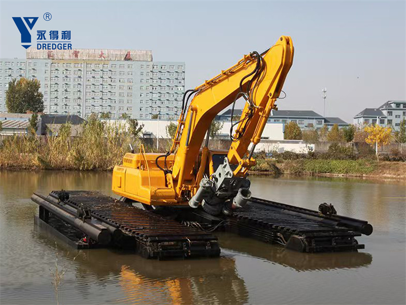 Amphibious Excavator