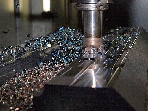 Five-axis CNC machining powers the mass production project of complex blades for aero-engines