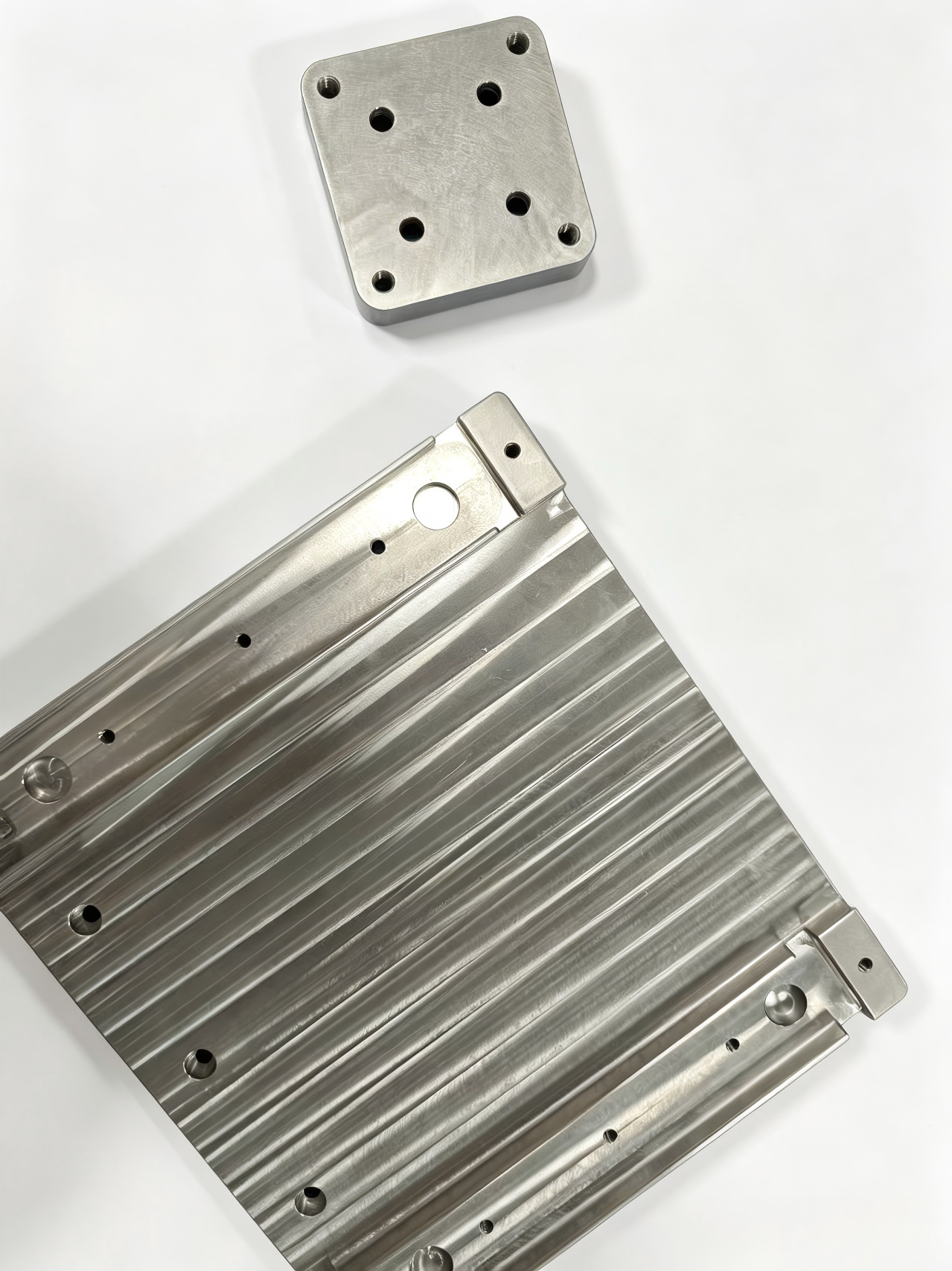 Custom CNC Machined Aluminum Parts & Non-Standard Metal Components