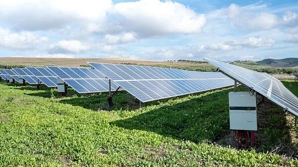 Photovoltaic Products: Opening up a New Era of Green Energy Photovoltaic Products: Opening up a New Era of Green Energy