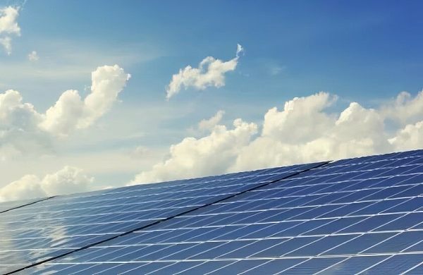 Solar Panel Lifecycle Waste Problem Turns Eco-Challenge Solar Panel Lifecycle Waste Problem Turns Eco-Challenge