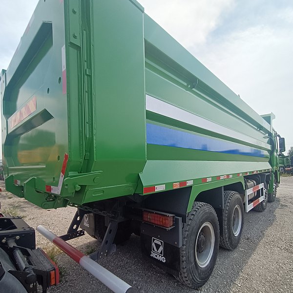 Camion benne à déchargement arrière XCMG 430hp 8x4 12 roues 40 tonnes