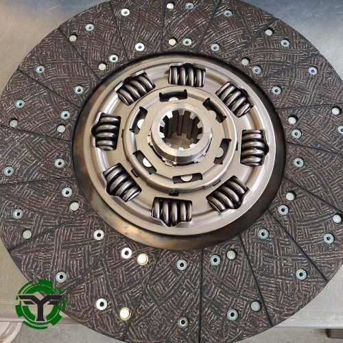 430mm 8-Spring Three-Stage Torsional Damper Heavy-Duty Clutch Disc (44.6mm Spline) 430mm 8-Spring Three-Stage Torsional Damper Heavy-Duty Clutch Disc (44.6mm Spline)