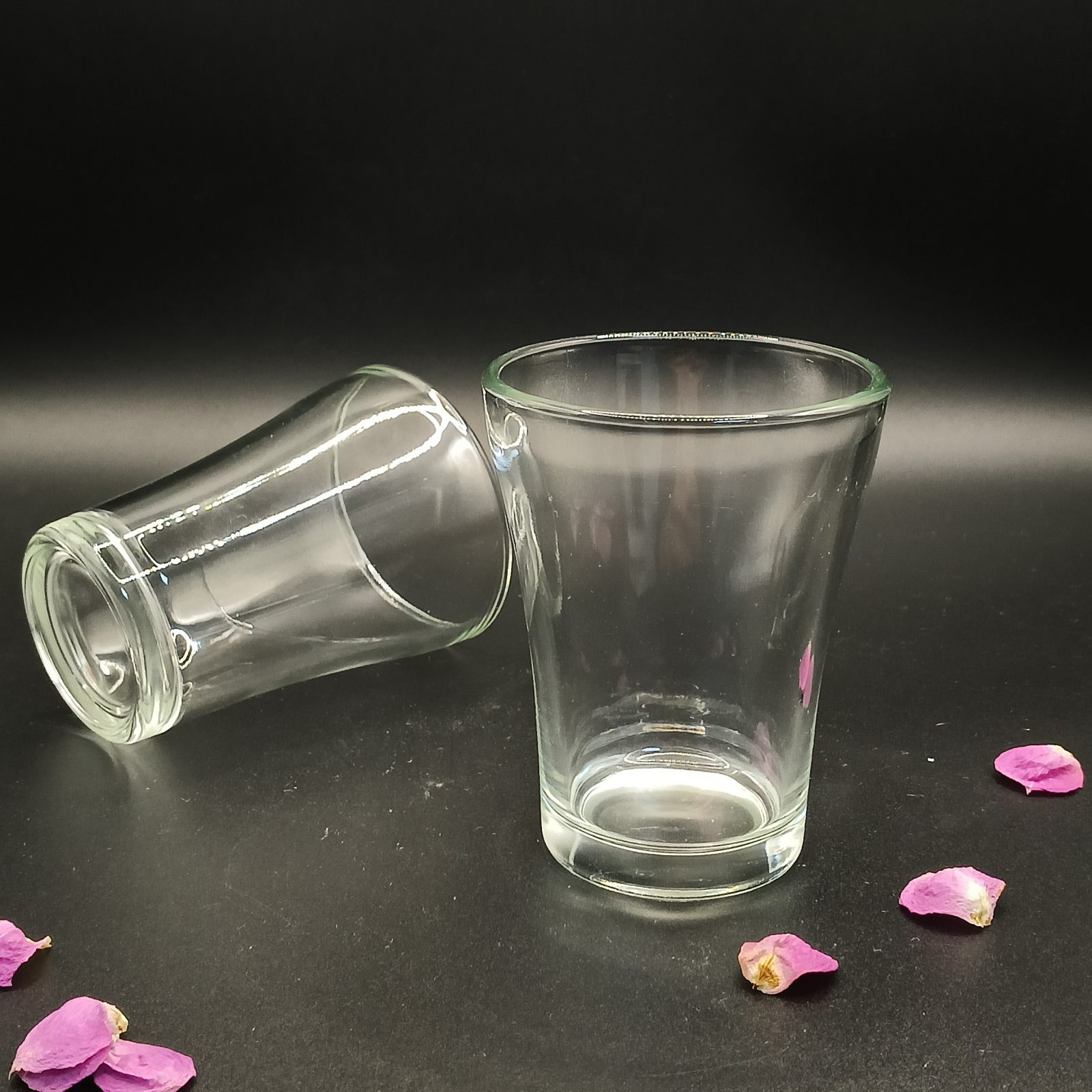 p-20  wine glasses water glasses