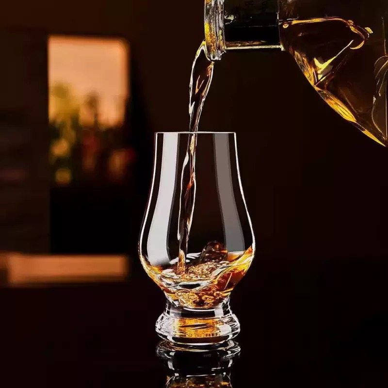p-19 Premium clear whisky glass cup