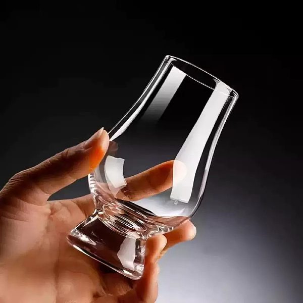 p-19 Premium clear whisky glass cup
