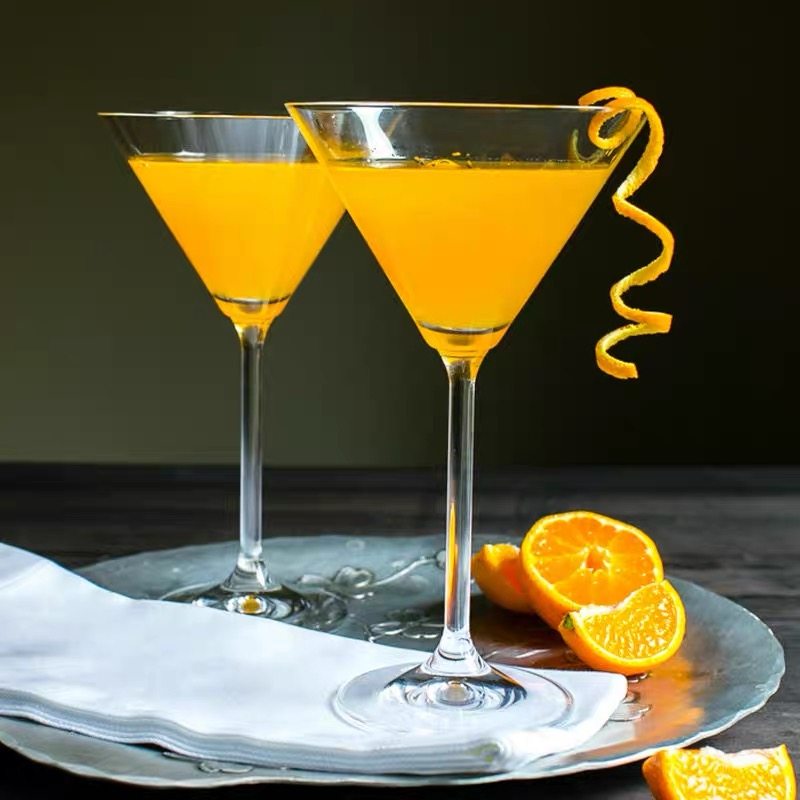 p-10 Handcrafted cocktail glasses