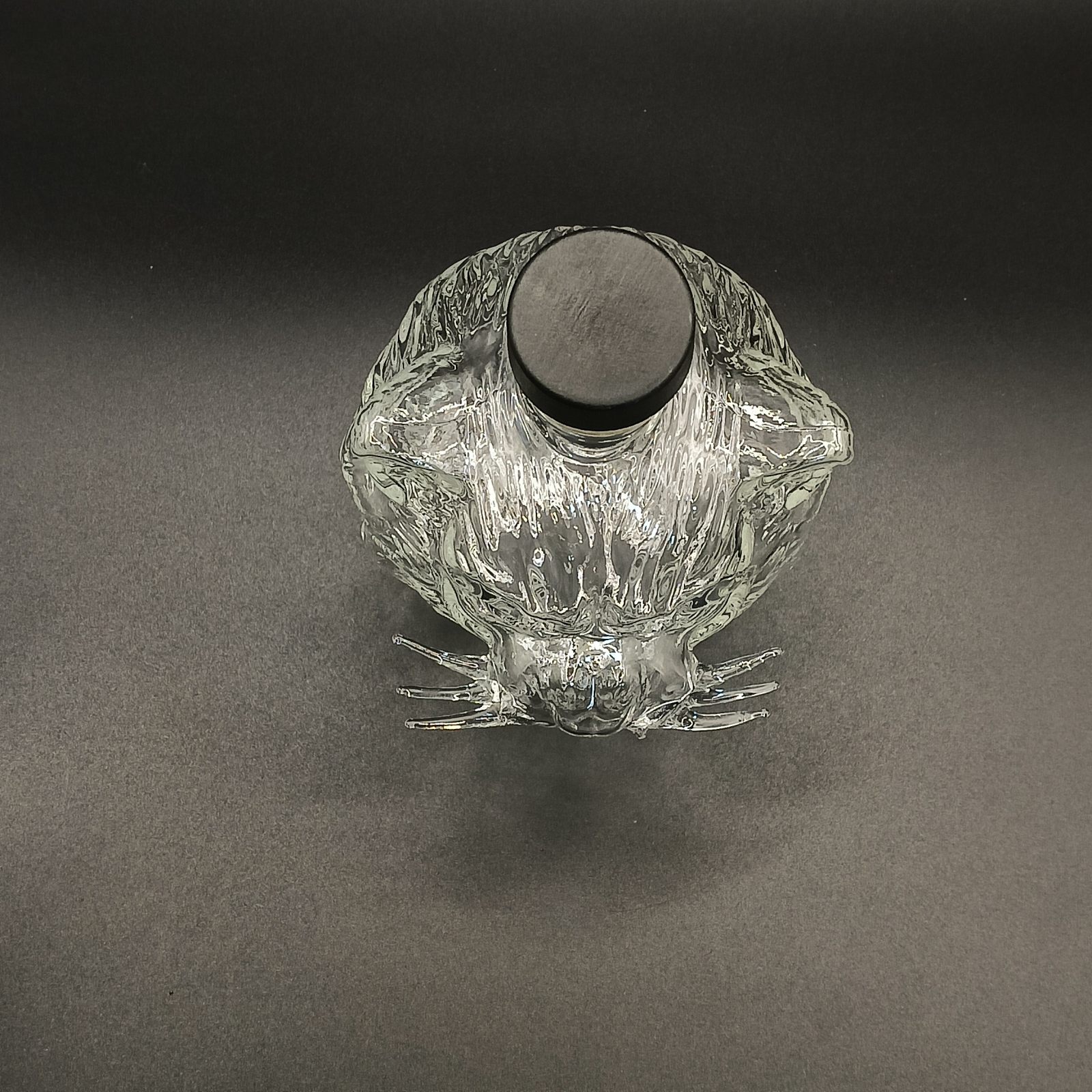 p-5，Snack Shaped glass bottle