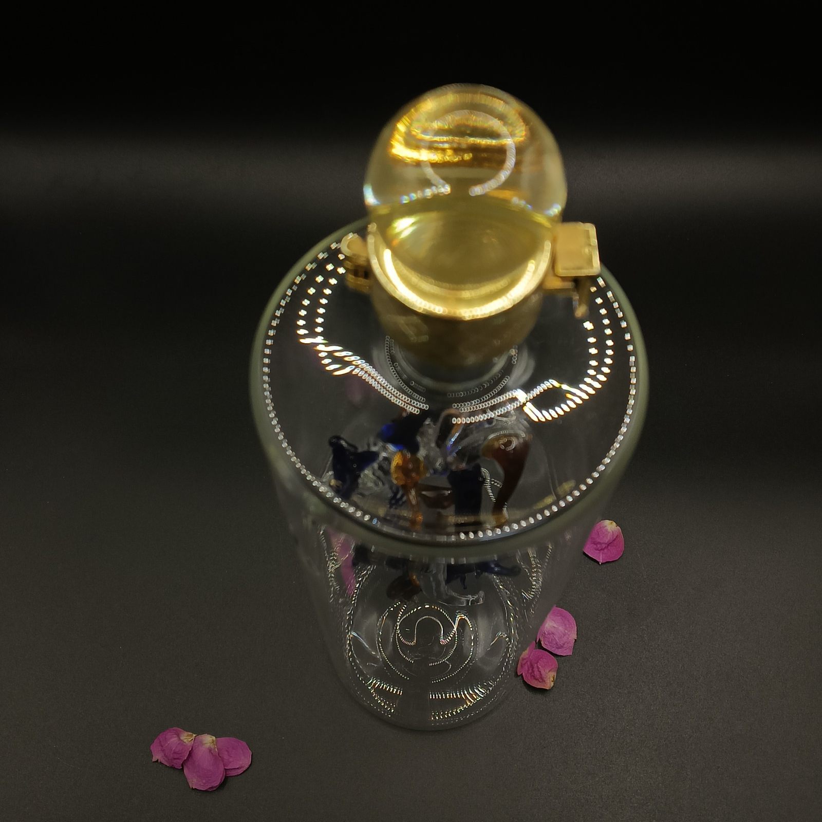 p-36，Multicolor Dragon Insert Liquor glass bottle