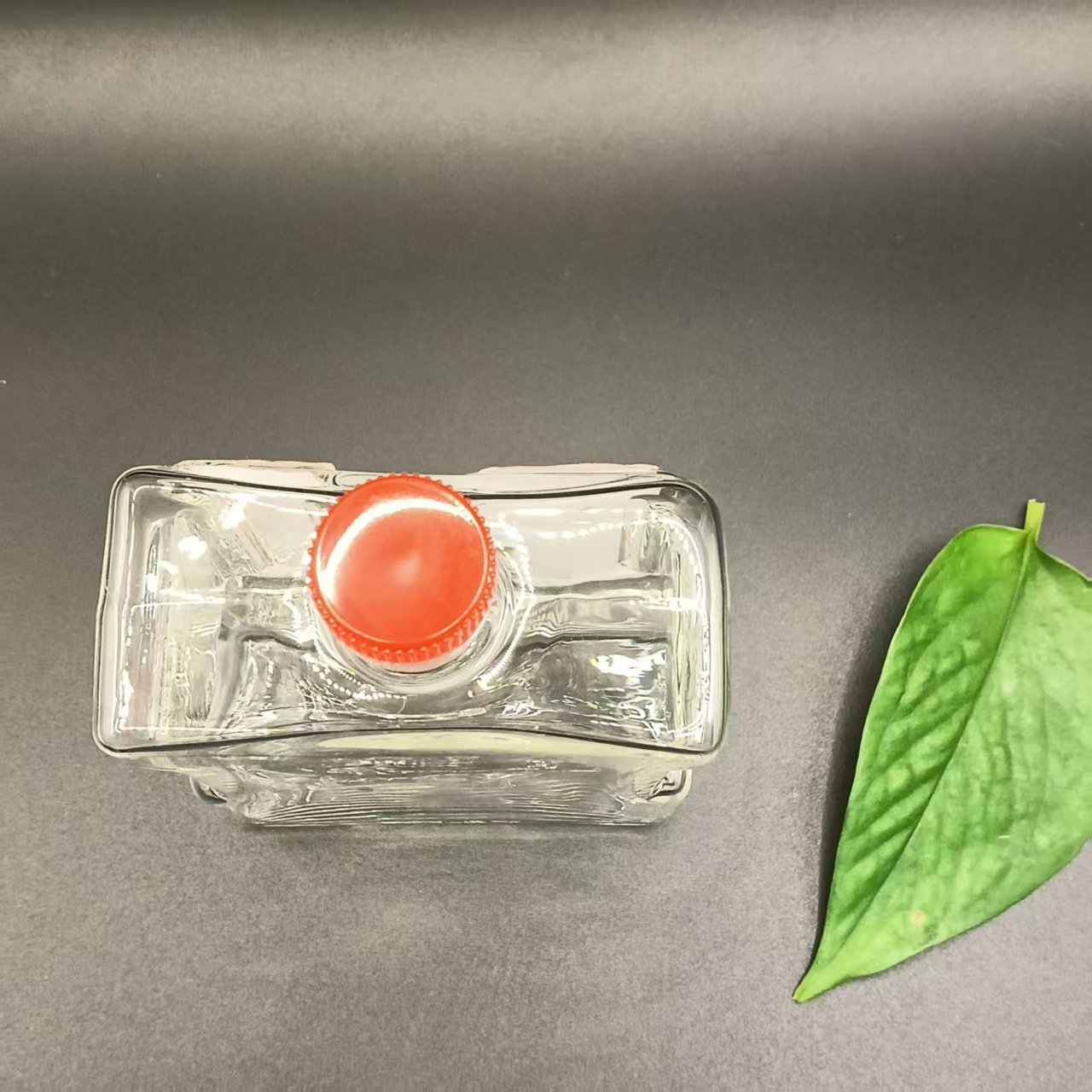 P-30，N shaped glass bottle