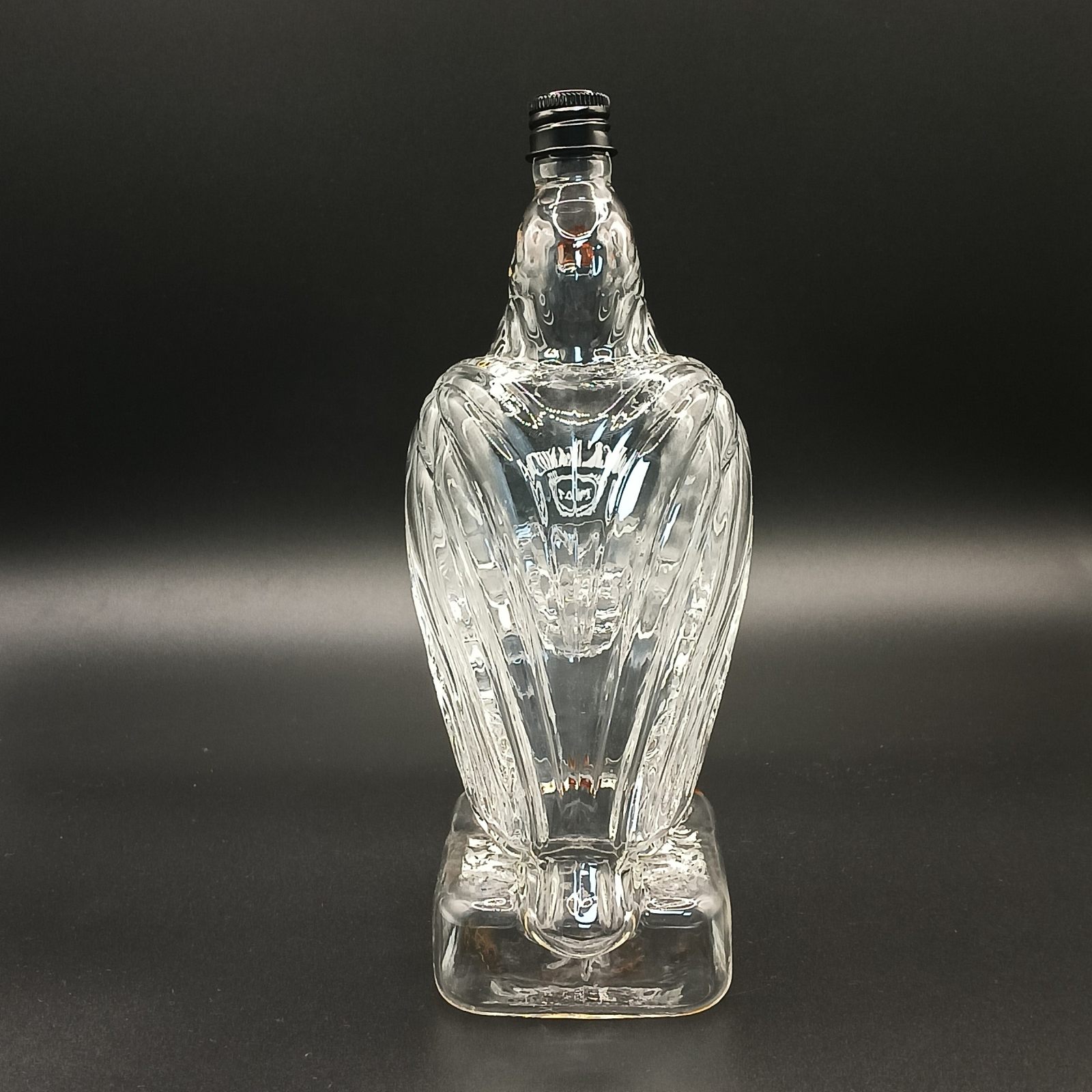 p-3，Bird spout glass bottle