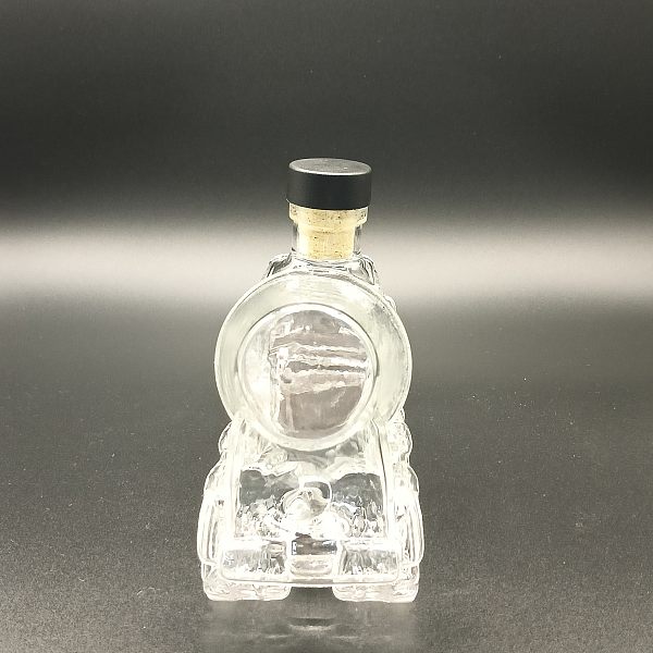 P-20，Concrete Mixer Truck shaped glass bottle