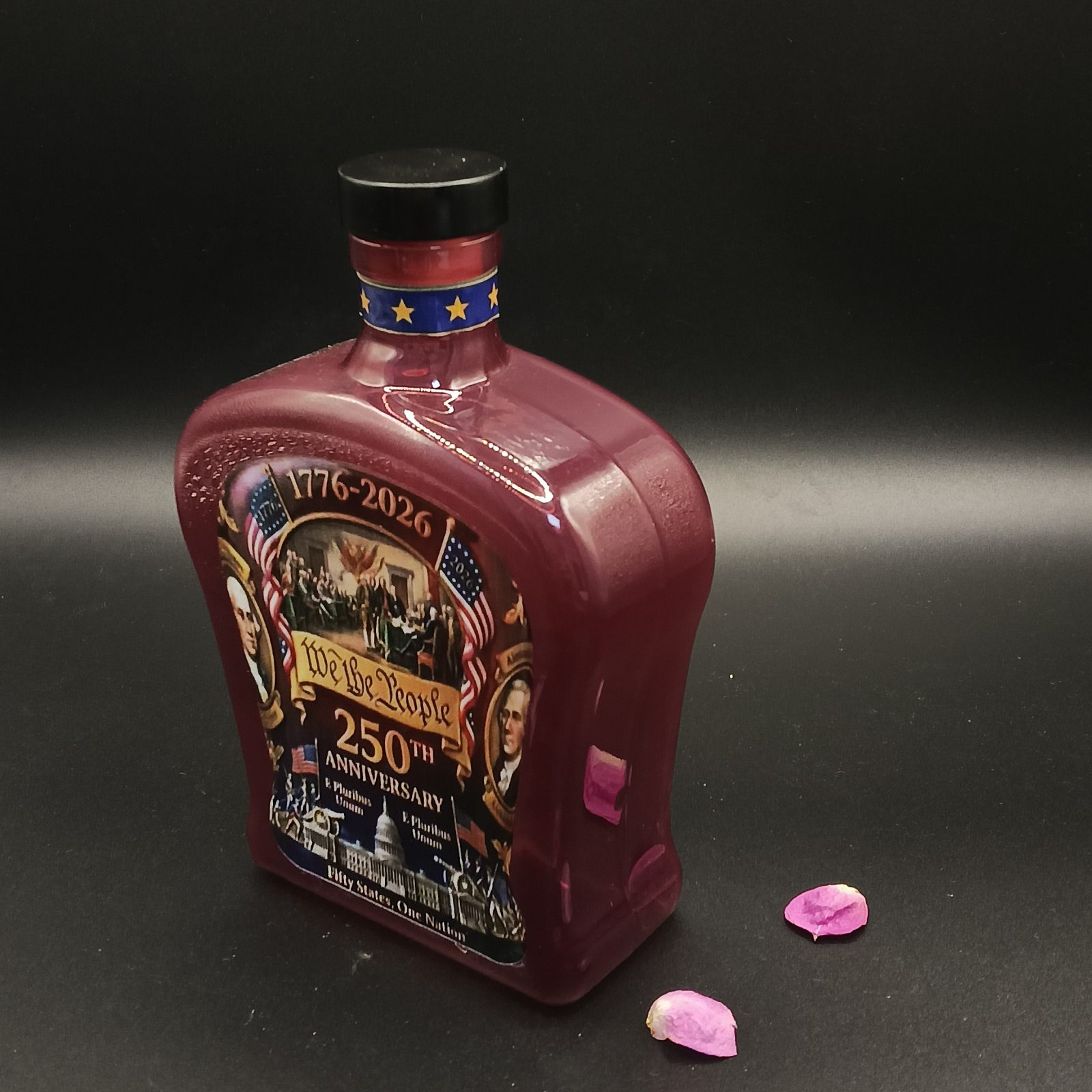 P-13，American independence spirits bottle