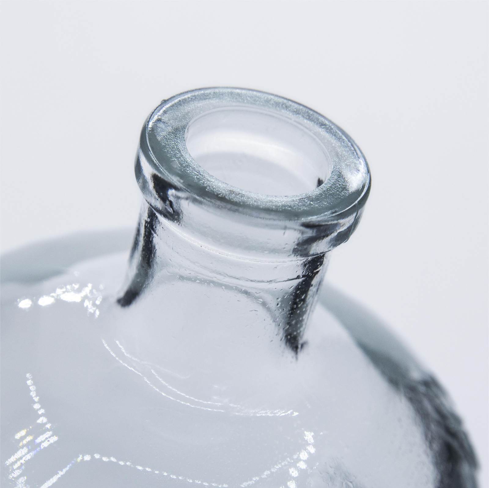A9 750ml engraved wide-necked white brandy glass bottle
