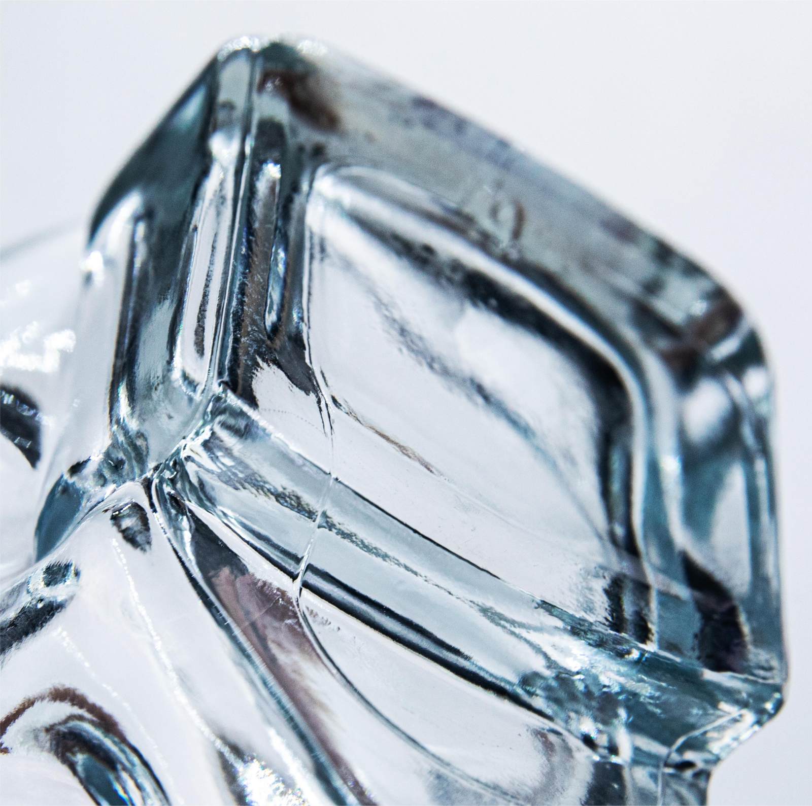 A10 250ml Skeleton-shaped Special Feature Glass Bottle