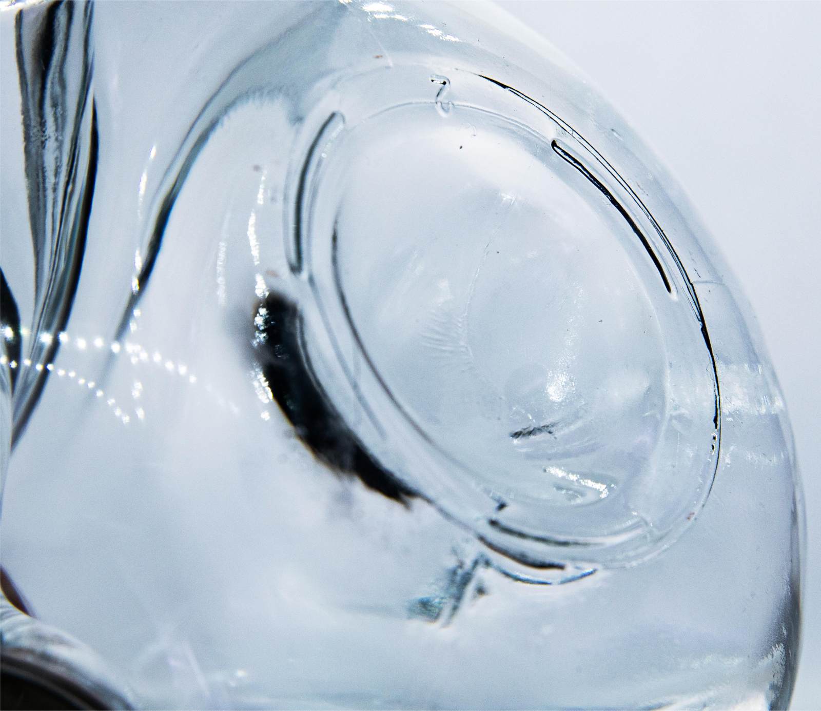 A22 Curved Wave Texture Liquor Glass Bottle