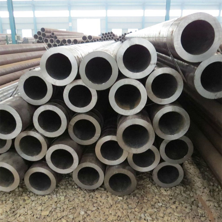 Q235 Carbon Steel Seamless Tube/Pipe