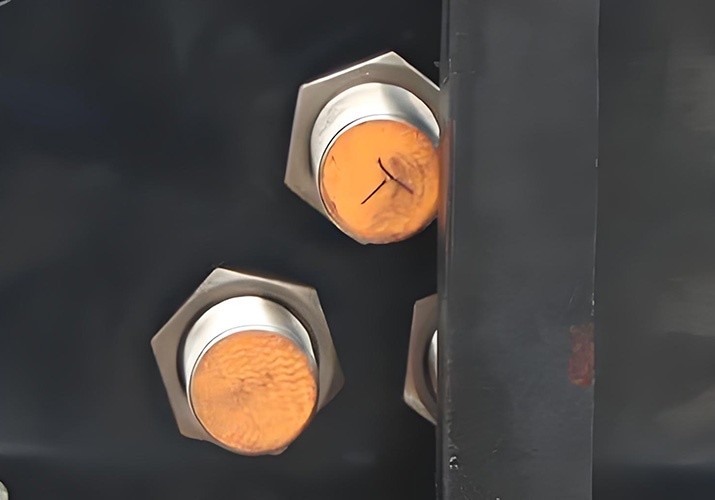 NON-CONTACT TRAVELLIMIT SWITCH NON-CONTACT TRAVELLIMIT SWITCH