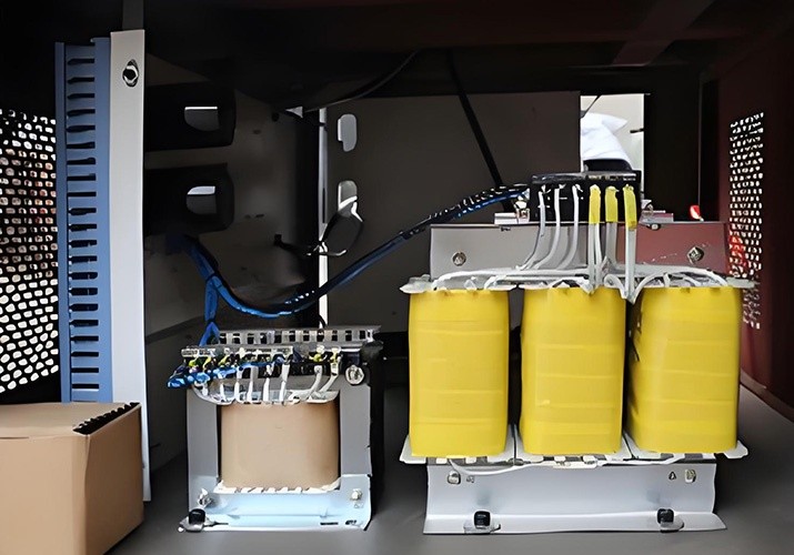 THREE-PHASE DRY-TYPE TRANSFORMER THREE-PHASE DRY-TYPE TRANSFORMER