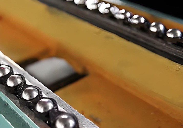 ROLLER GUIDE ROLLER GUIDE