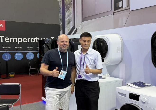 Xiaoya Household Appliances Debuts New Products at the 139th Canton Fair, Drawing Global Buyer Attention