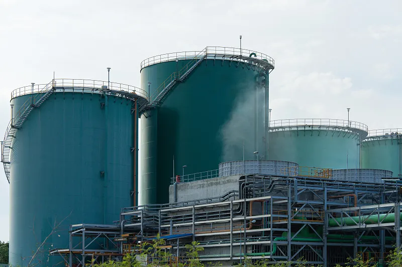 Custom Non-standard Silos and Storage Tanks