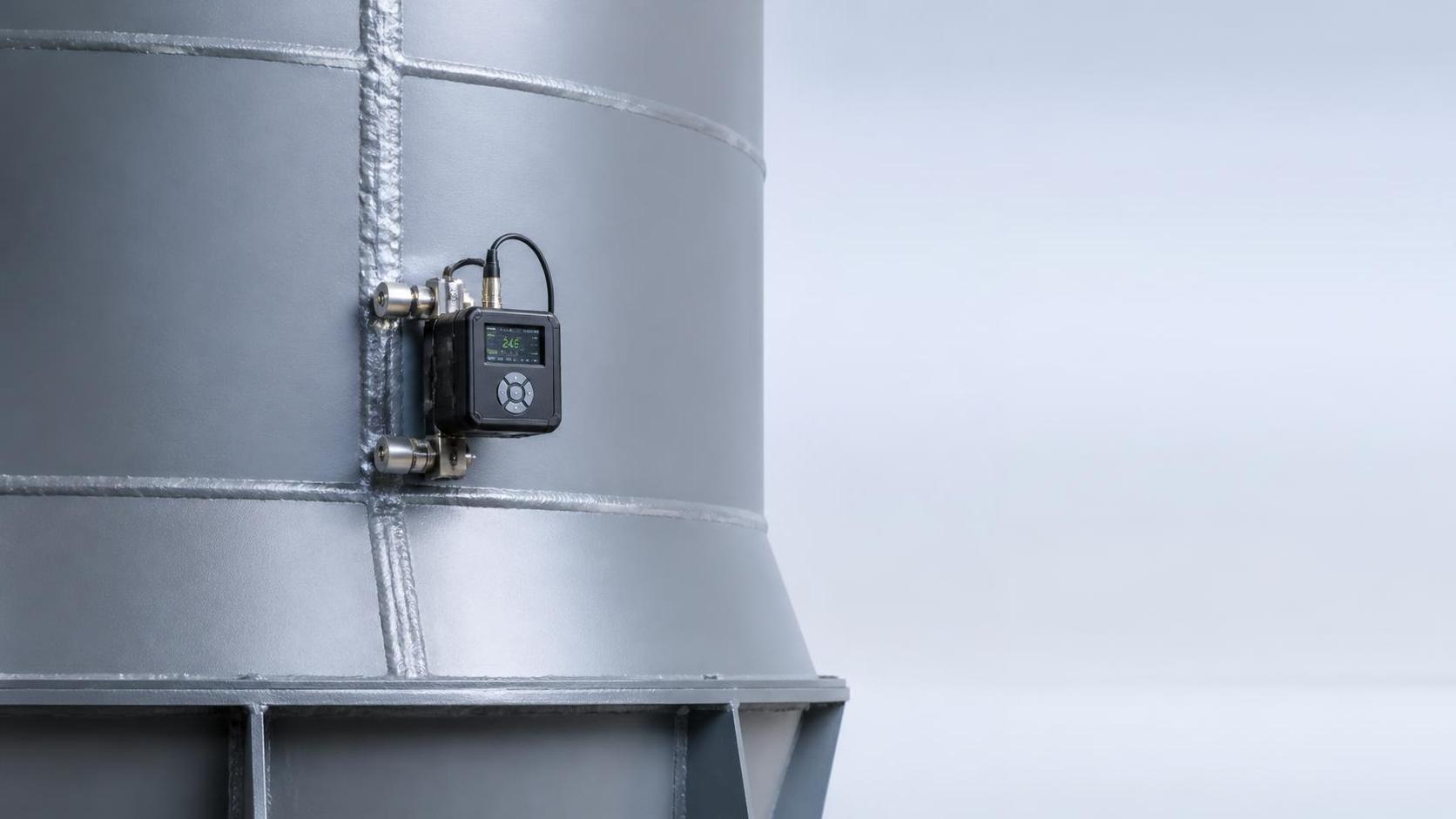 How to Inspect Weld Seams and Coatings on an Aging Welded Steel Silo