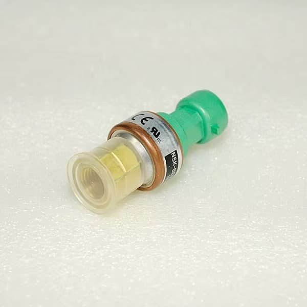 CARR*IER 00PPG000012100A Suction Low Pressure Transducer Sensor