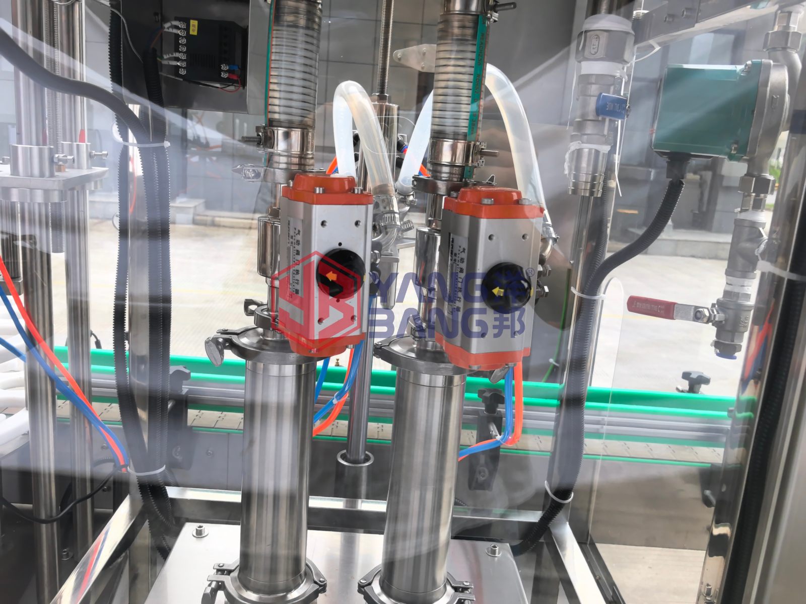 YB-QW2 High Efficiency Fully Automatic Aerosol Spray Can Gas Car Spray Paint Filling Sealing Machine