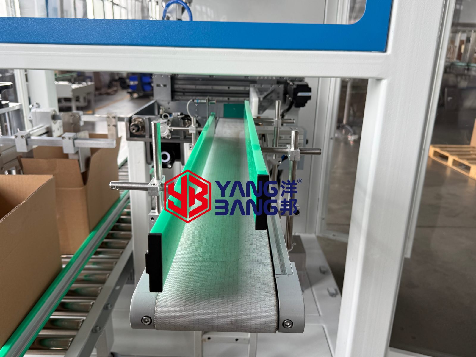 YB-ZX1300-2 Automatic Case Packing Robot Machine Carton Loader Beverage Bottles Cans Industrial Packaging Use